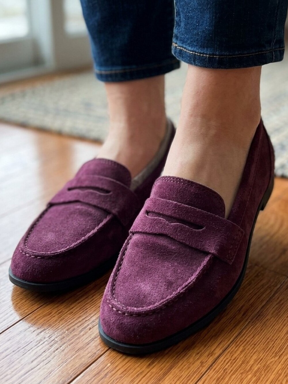 Women's Liz Claiborne Wine Burgundy Suede Penny Loafers Memory Foam Sz 9 M